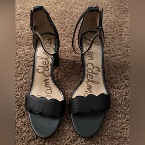 Sam Edelman Black Scalloped Heels